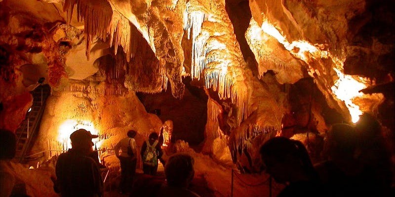 kidsbucketlist.com.au - Careys Cave - 1