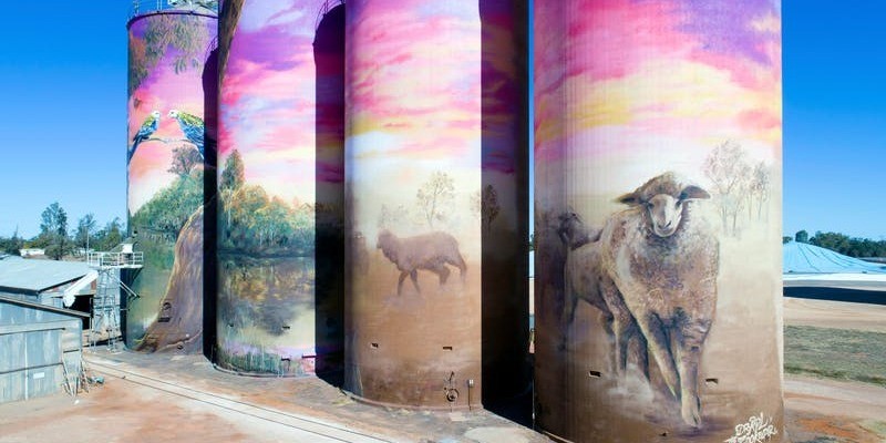 kidsbucketlist.com.au - GrainCorp Thallon Silo Art - The Watering Hole - 1
