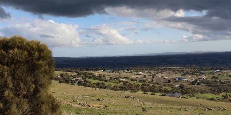kidsbucketlist.com.au - Winter Hill Lookout - 1
