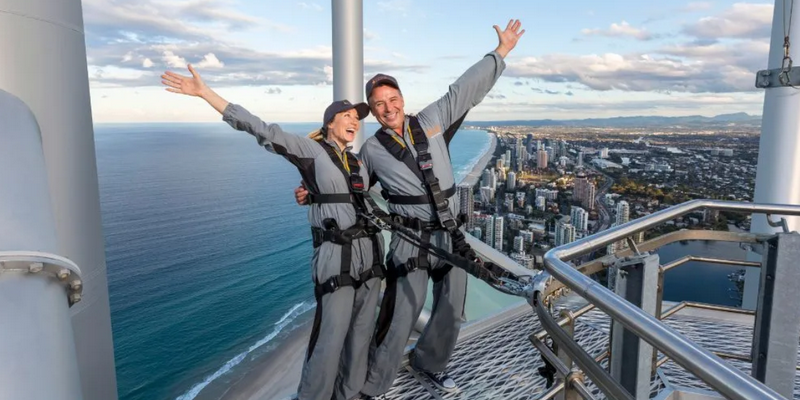kidsbucketlist.com.au - SkyPoint Twilight Climb - 3