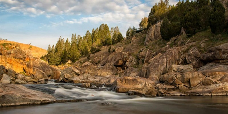 kidsbucketlist.com.au - Adelong Falls Gold Mill Ruins - 1